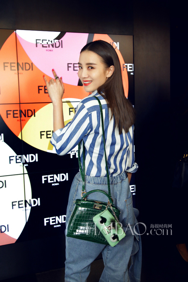 她是戏里不变的“少帅”夫人,也是戏外百变“花帅”