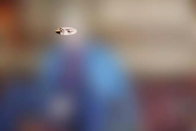 不用给朋友圈红包，你也能猜出这些韩星是谁吗?