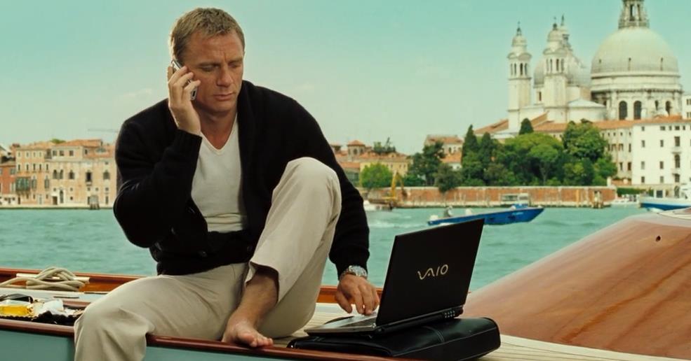 还记得06年的索尼吗,《007:皇家*场赌**》中那些数码科技