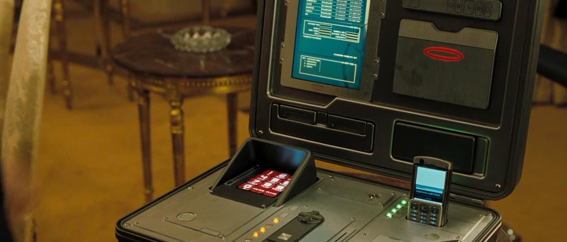 还记得06年的索尼吗,《007:皇家*场赌**》中那些数码科技