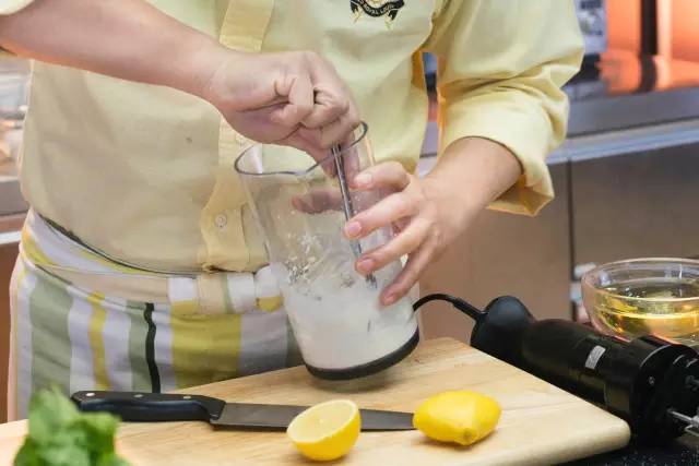 土耳其烤肉正宗做法,正宗土耳其烤肉卷饼