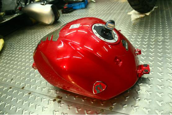 一探究竟！专业拆解告诉你RZ3何以称为“街霸”