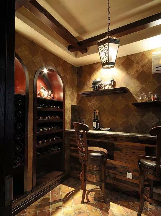 老公总喜欢耍酒疯,老公总爱喝酒老婆应该咋办