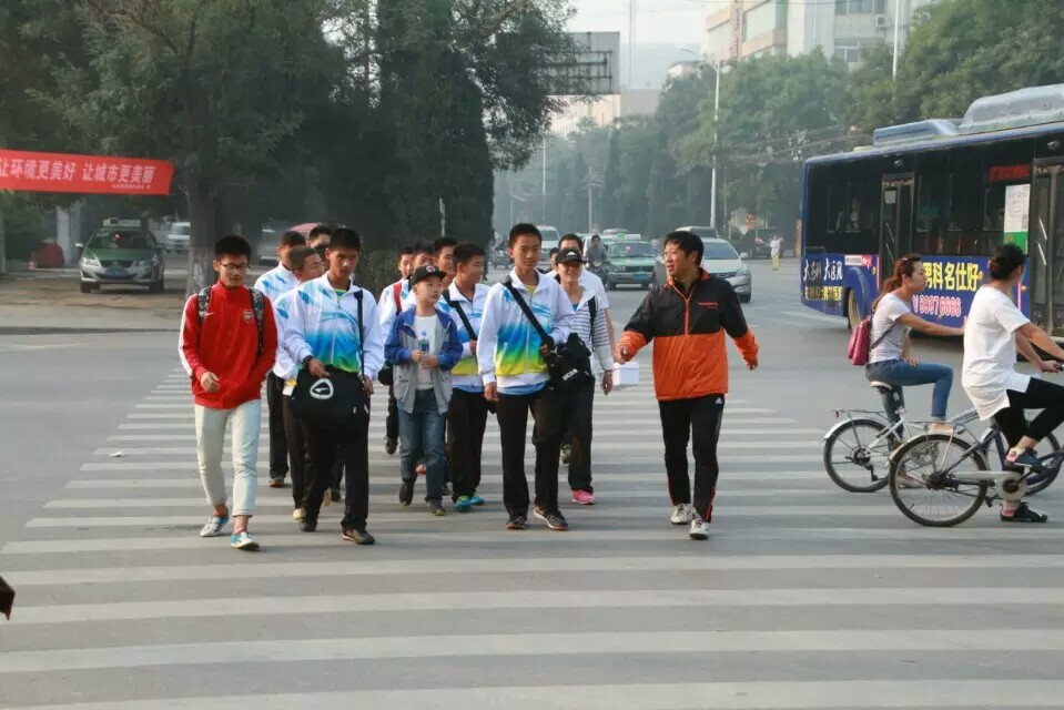 奉献源自热爱---专访校园足球指导员姚军