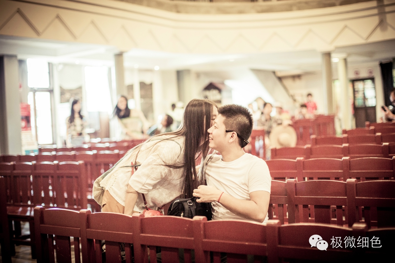 台湾九份,台湾九份和十分在一个地方吗