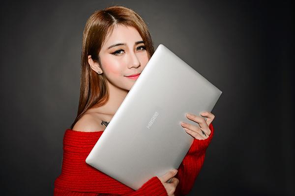 职场爱美小女人必备！三千内时尚商务笔记本推荐