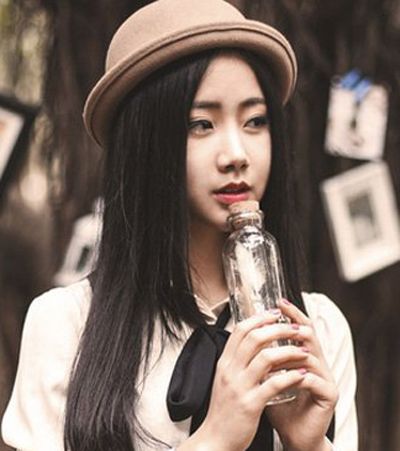 黑色直发怎么挑染好看图片,黑色齐肩直发怎么扎好看