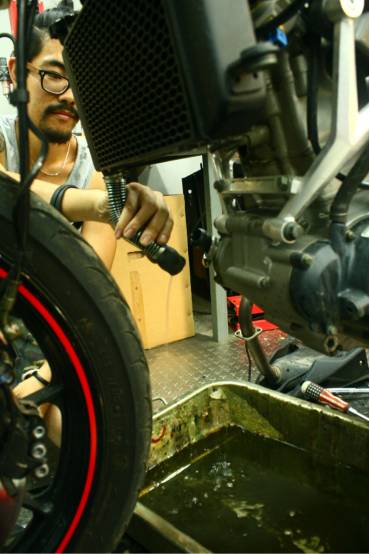 一探究竟！专业拆解告诉你RZ3何以称为“街霸”