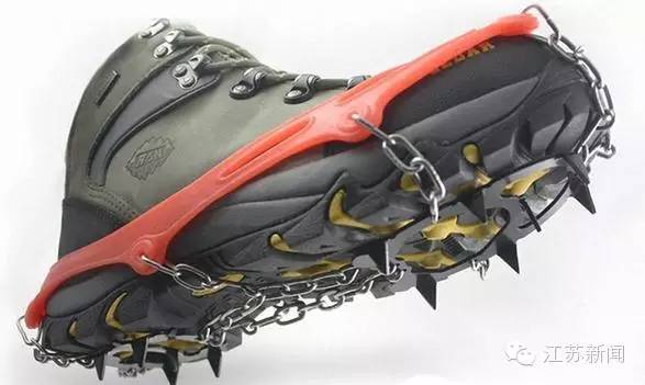 雪天穿什么鞋套防滑效果好,下雪穿什么鞋防滑效果最好