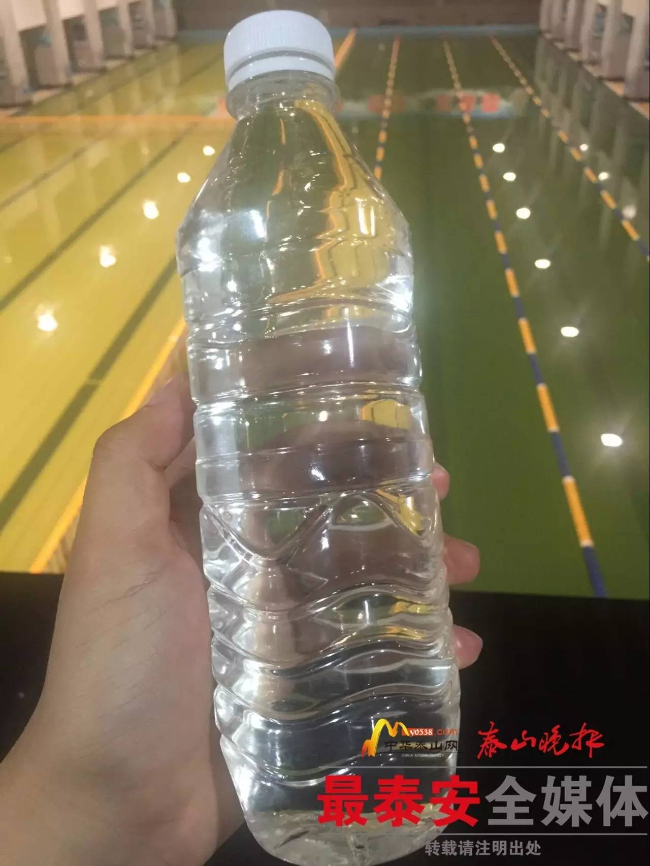 速看！*安泰**多名儿童在室内泳池游泳后舌苔、牙齿发黑...2人已确诊为霉菌感染！