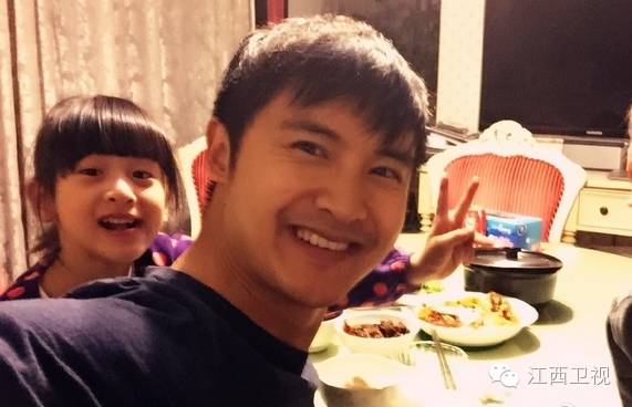 李连杰浪荡江湖,李连杰甄子丹赵文卓主演