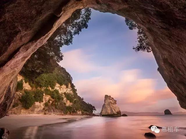 电影瓦尔特保卫萨拉热窝取景地,全球最受欢迎的十大电影取景地