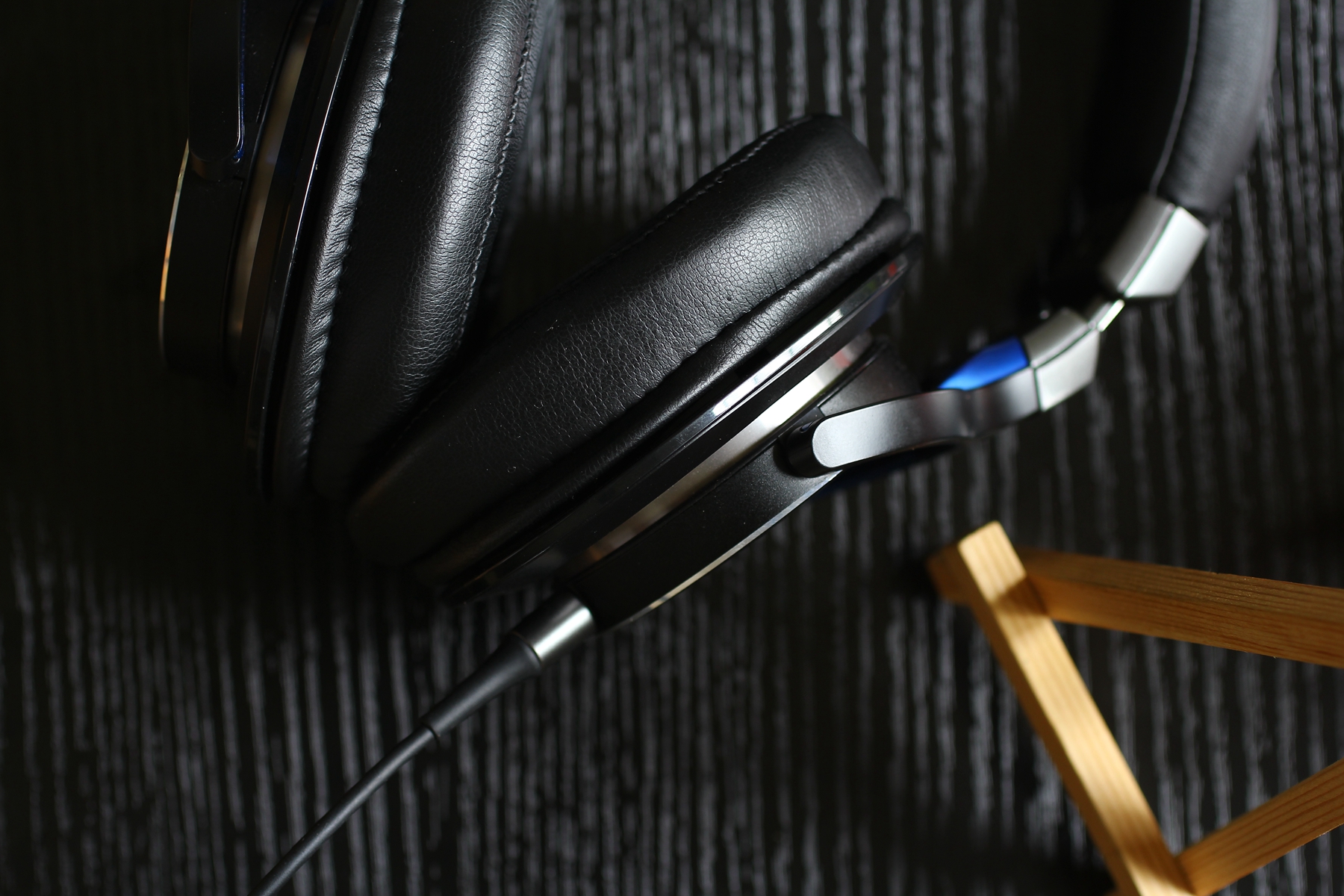 和经纪人无关，“陌生人妻”可以抱回家！铁三角MSR7试听体验