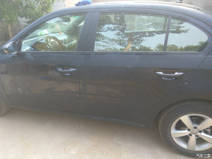 朗逸1.5t黑色提车,2022款朗逸1.5自动舒适版提车作业