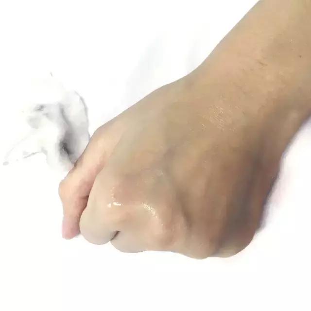 防水眼线笔排名第一品牌是,防水眼线笔新手推荐哪款比较好看