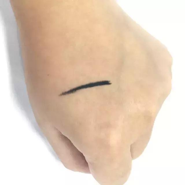 防水眼线笔排名第一品牌是,防水眼线笔新手推荐哪款比较好看