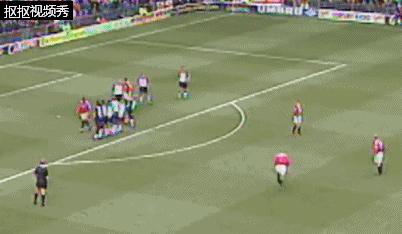 怎么踢才能踢出香蕉球,足球香蕉球怎么踢视频教程