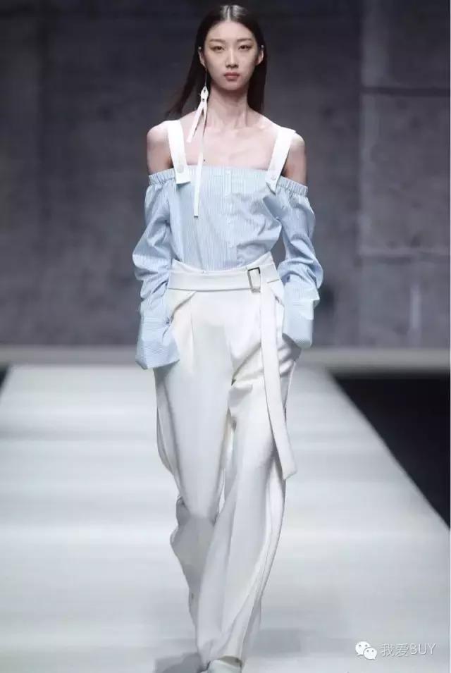 每周女星*服私**秀:89元T成功俘获刘诗诗,杨幂270元T够亲民