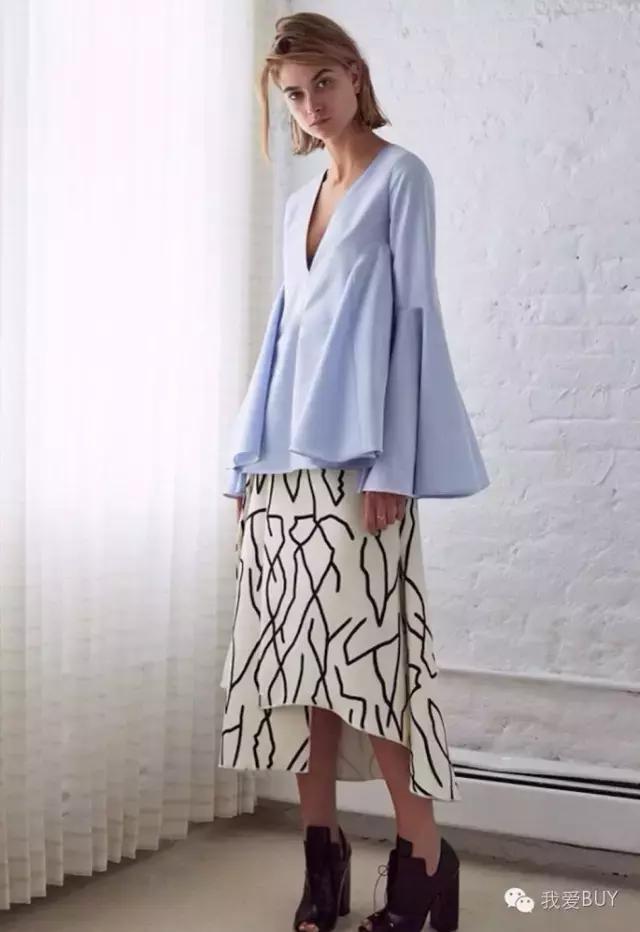 每周女星*服私**秀:89元T成功俘获刘诗诗,杨幂270元T够亲民