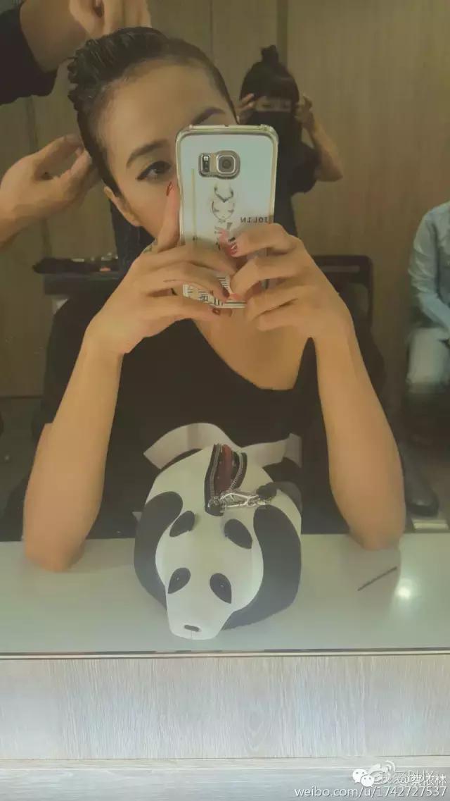 每周女星*服私**秀:89元T成功俘获刘诗诗,杨幂270元T够亲民