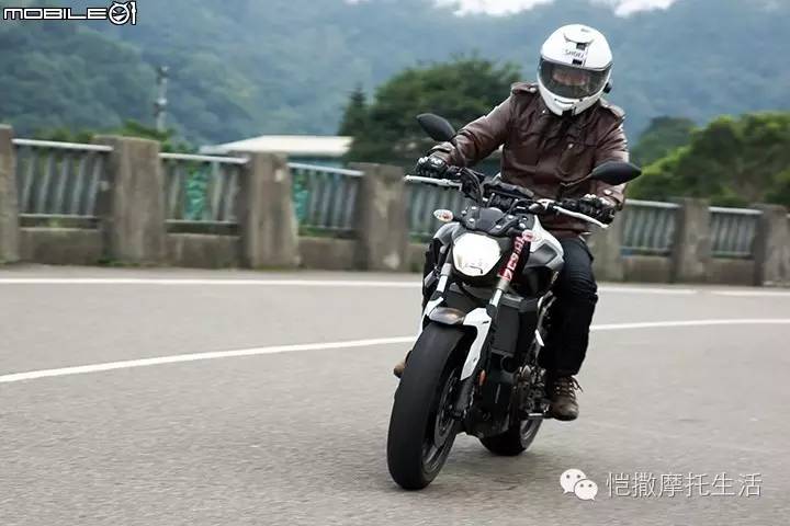 雅马哈mt072023款评测,雅马哈mt07在街车中是什么水平