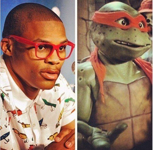 李宁超轻10球员版,李宁超轻11降价