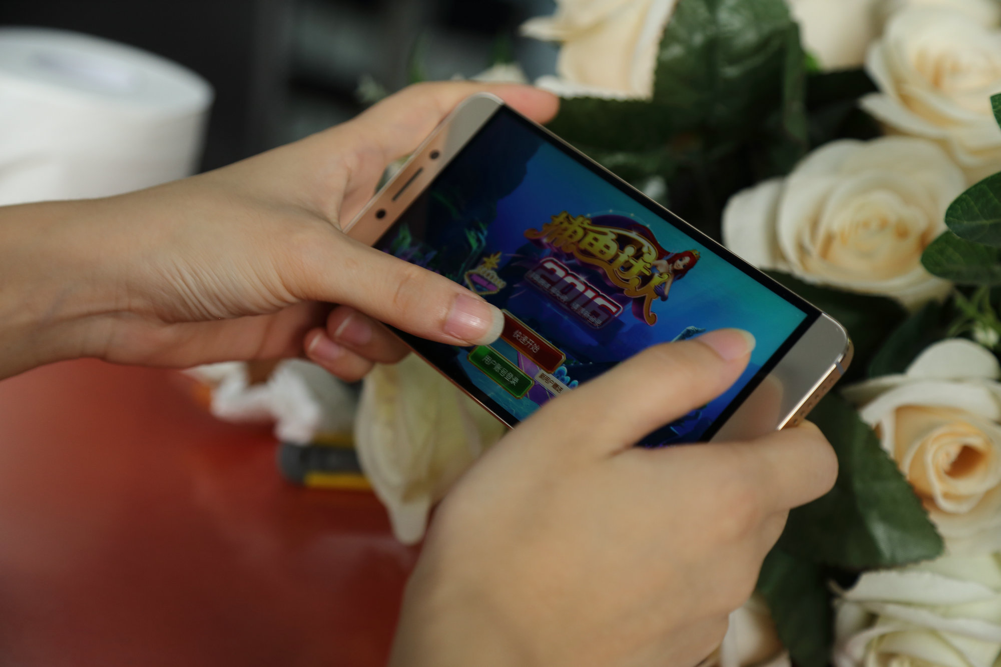 钢化膜是如何保护手机屏幕的,手机高端钢化膜能保护屏幕吗