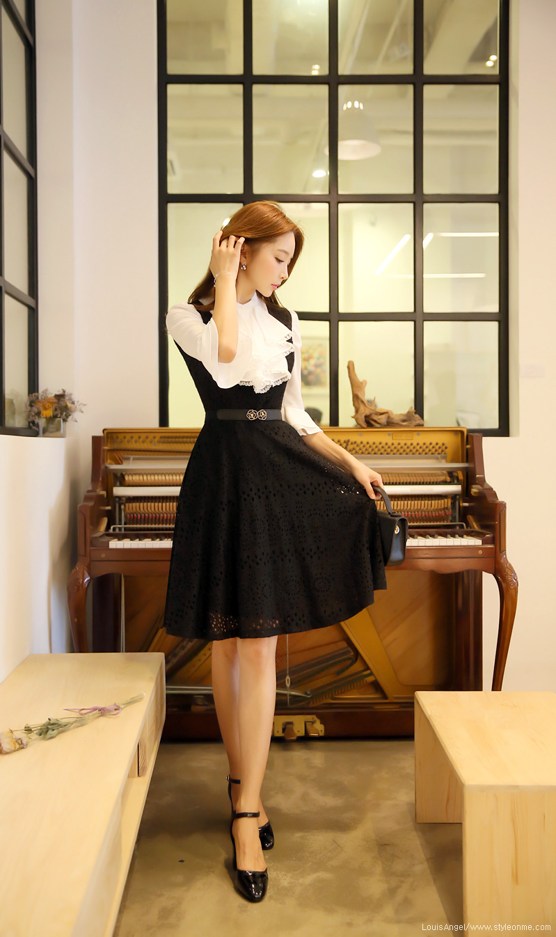 韩国美女夏季连衣裙,韩国黑色中腰连衣裙美女