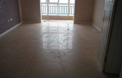 地砖被腐蚀了用什么可以打磨出来,地砖表面被酸腐蚀了如何修复