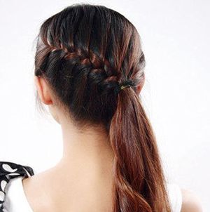 2款超级好看的蜈蚣辫发型图解,蜈蚣辫编发神器教程慢动作自己编