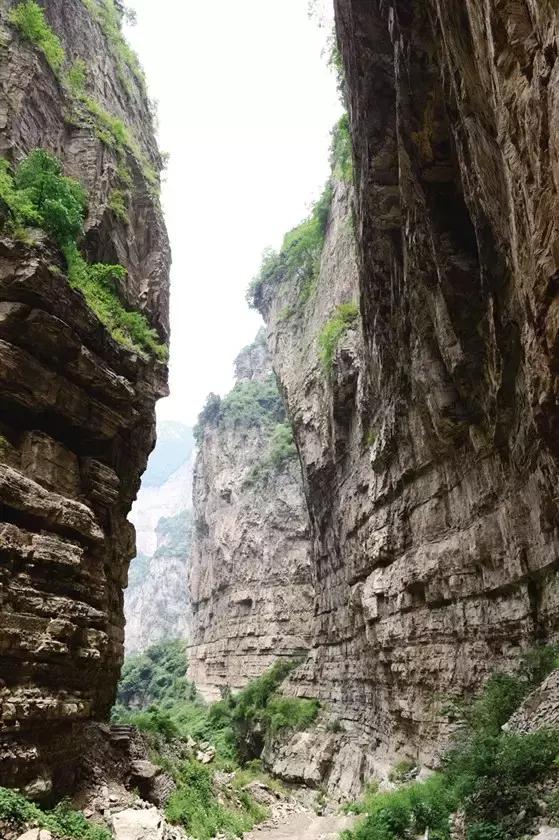 灵石红崖沟图片,灵石后悔沟景区