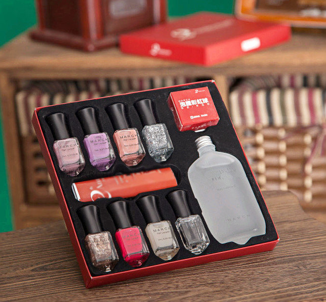 爱美甲吗？那就果断收藏吧~