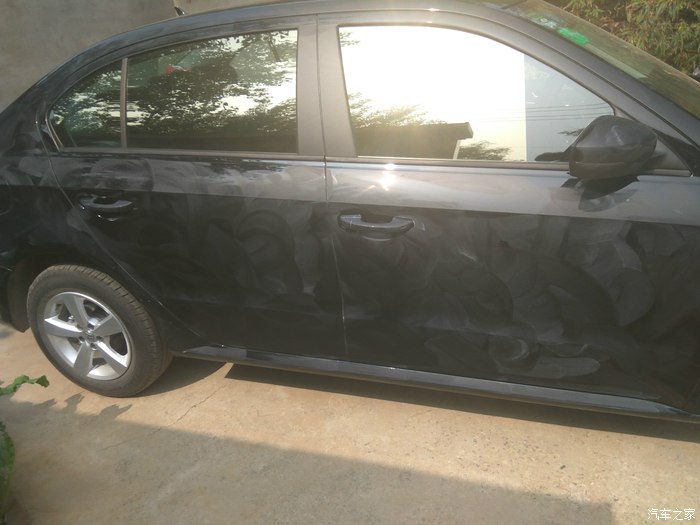 朗逸1.5t黑色提车,2022款朗逸1.5自动舒适版提车作业