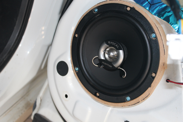 雷诺科雷傲音响升级,雷诺科雷傲2.0豪华音响怎么样