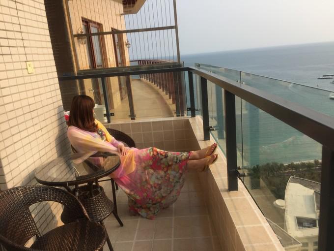 和闺蜜一起去三亚旅游的视频,和闺蜜去三亚旅游