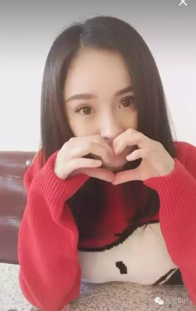 每周女星*服私**秀:89元T成功俘获刘诗诗,杨幂270元T够亲民