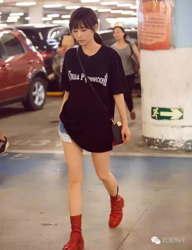 每周女星*服私**秀:89元T成功俘获刘诗诗,杨幂270元T够亲民