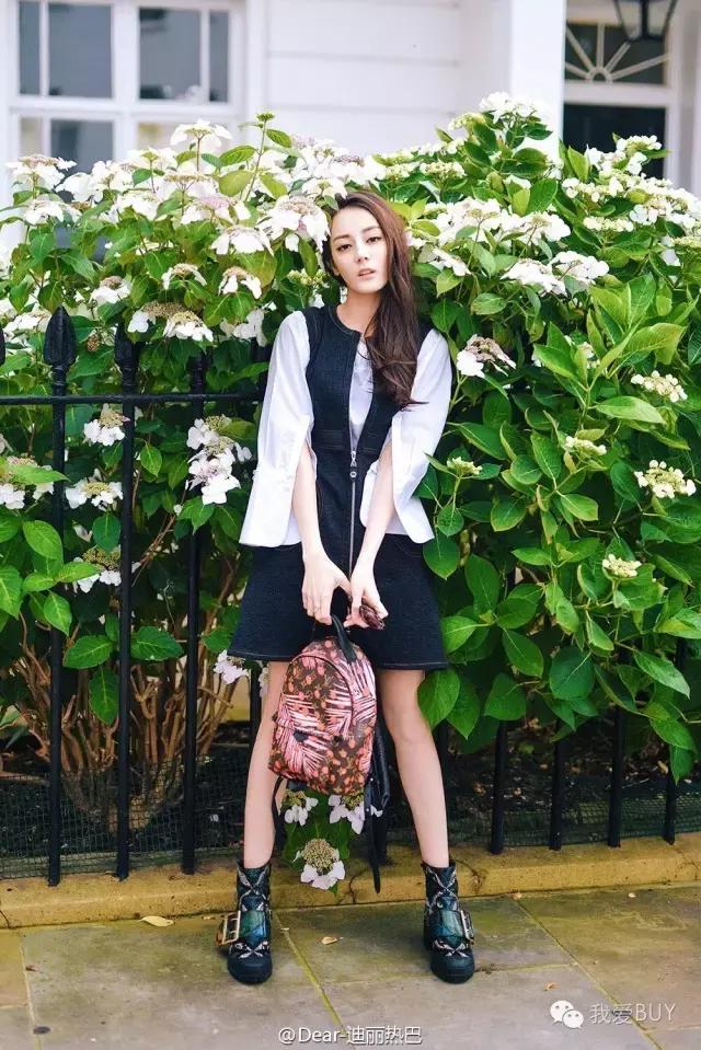 每周女星*服私**秀:89元T成功俘获刘诗诗,杨幂270元T够亲民