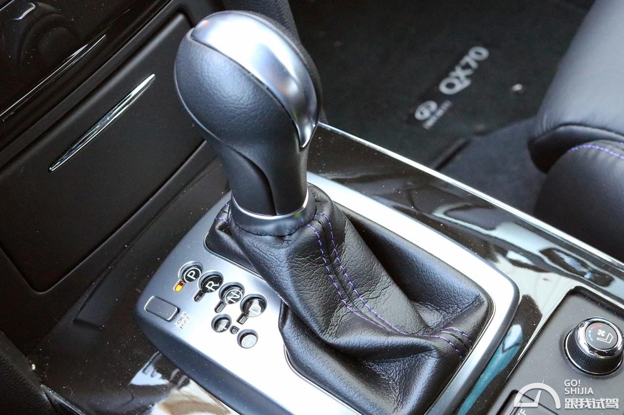 姜还是老的辣适合夸人吗,姜还是老的辣下联是啥