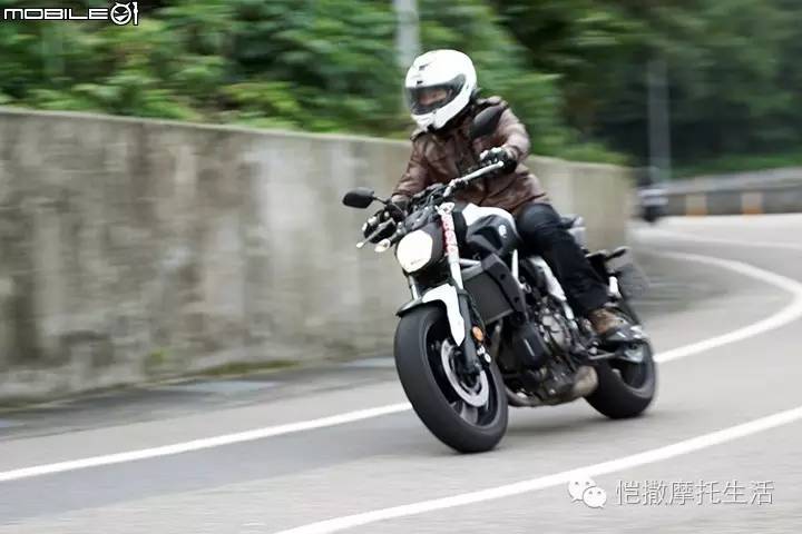 雅马哈mt072023款评测,雅马哈mt07在街车中是什么水平