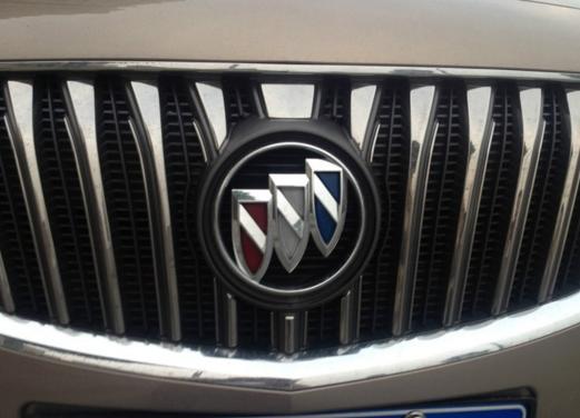 17寸的大脚，给我充足的稳重和自信、君威2.0L用车感受