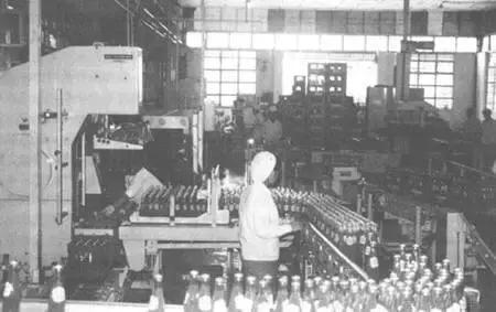 喝过就忘不了!70年光阴,是什么让它成为很多广州人的记忆?