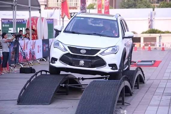 轻挑“神车”于马下，“唐战番邦”就那么神