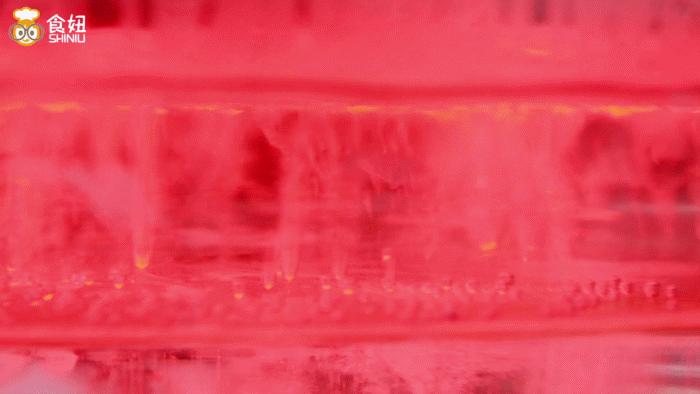 [食妞]锅用水晶的，水用冰泉的，你是什么鸡竟然如此大牌？