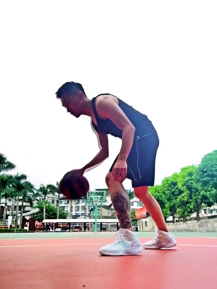 李宁超轻10球员版,李宁超轻11降价