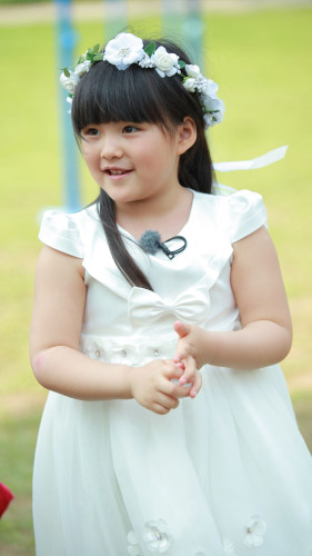 王诗龄戴的发卡,angela王诗龄发卡