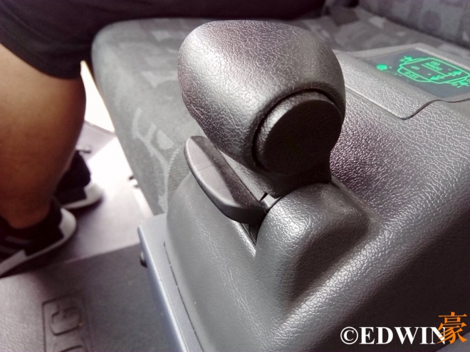 乌尼莫克u5000与u4000有何不同,奔驰乌尼莫克u400军用卡车