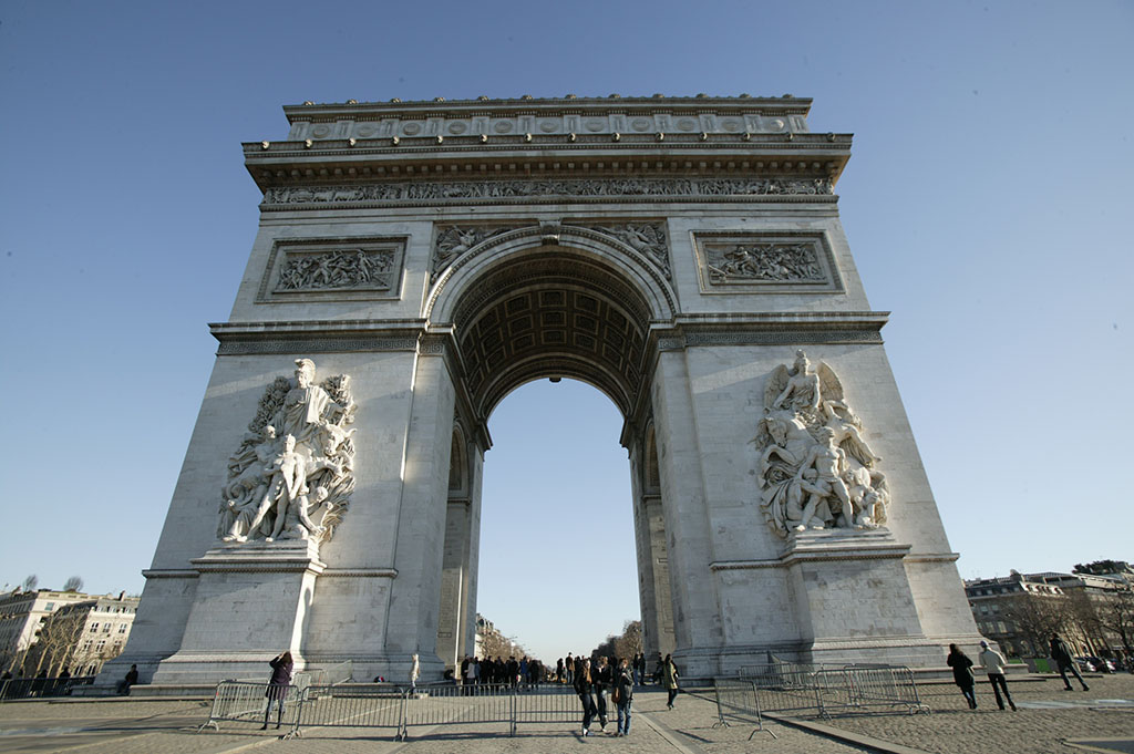 浪漫之地巴黎旅游攻略,为什么法国巴黎是浪漫之都