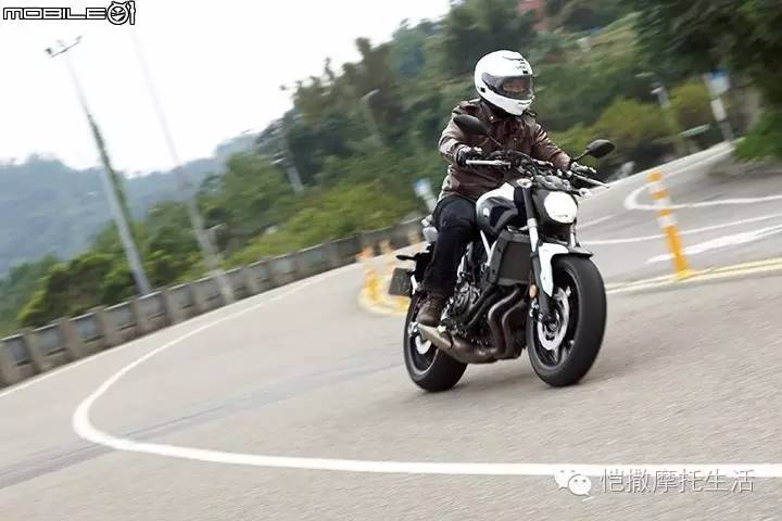 雅马哈mt072023款评测,雅马哈mt07在街车中是什么水平