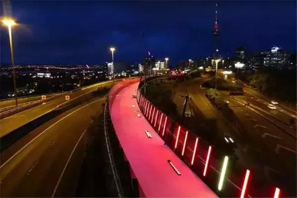 一位新西兰华人建筑师眼中的城市怪象:豪掷千金却无缘好品味